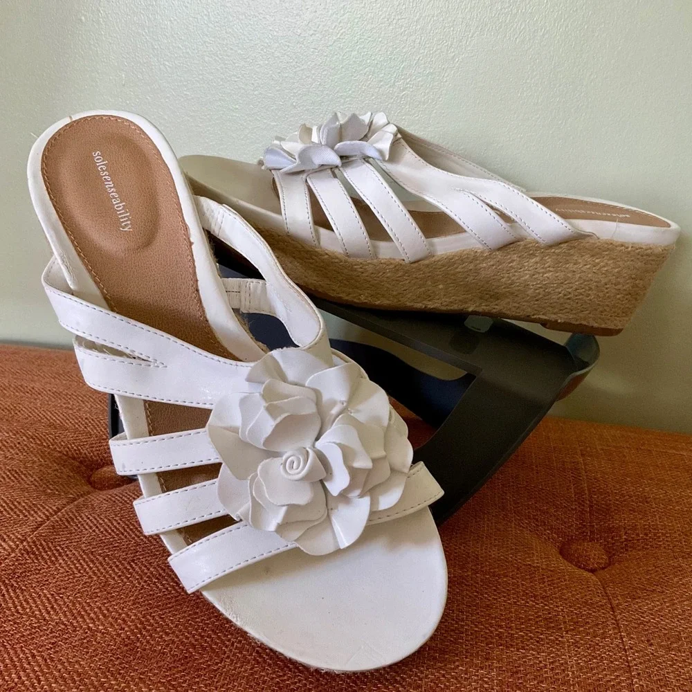 Solesenseability Mona White Flower Espadrille Wedge Sandals Womens 10 Minimalist